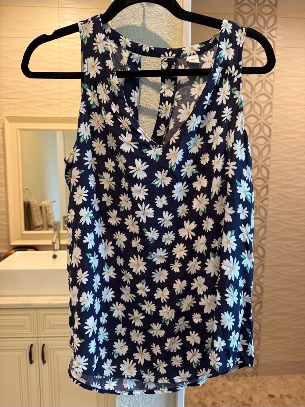 Old Navy Navy Tank Top with White Daisy Print